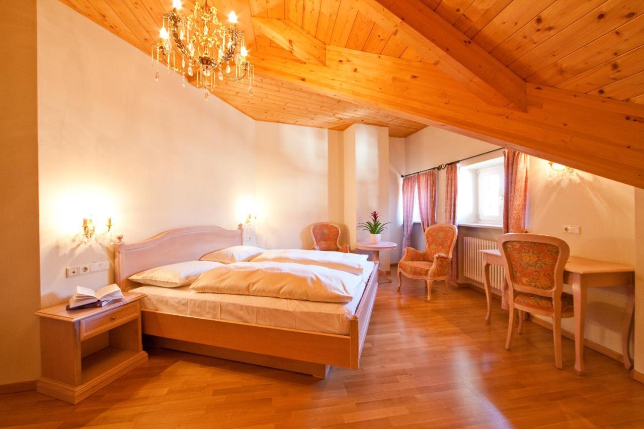 Hotel Elefant Ora / Auer Экстерьер фото