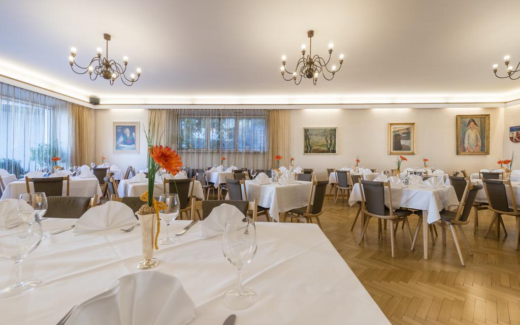 Hotel Elefant Ora / Auer Экстерьер фото